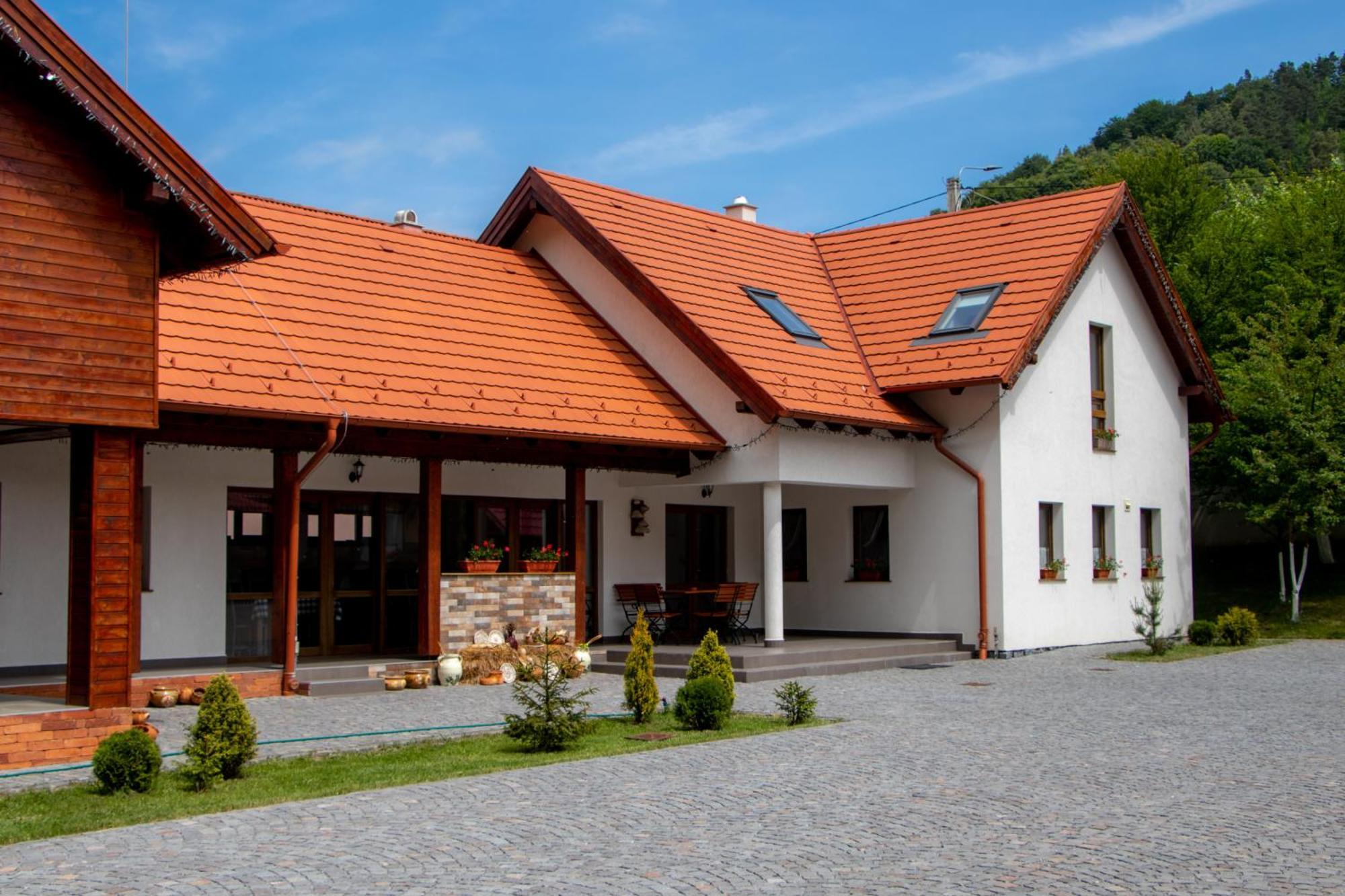 Patakmenti Panzió Spa Corund  Exterior foto