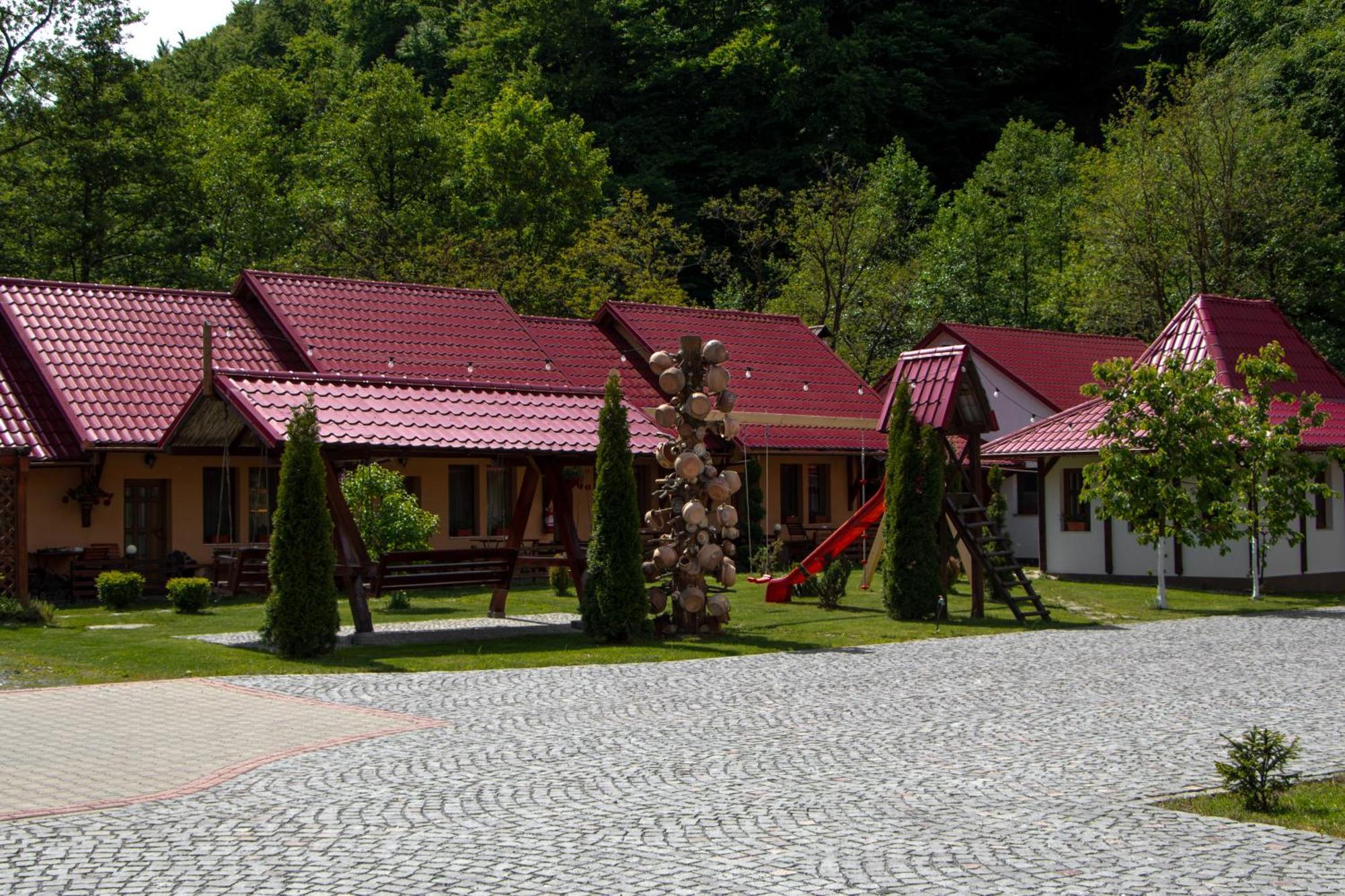 Patakmenti Panzió Spa Corund  Exterior foto